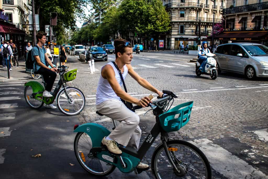 paris biking tours