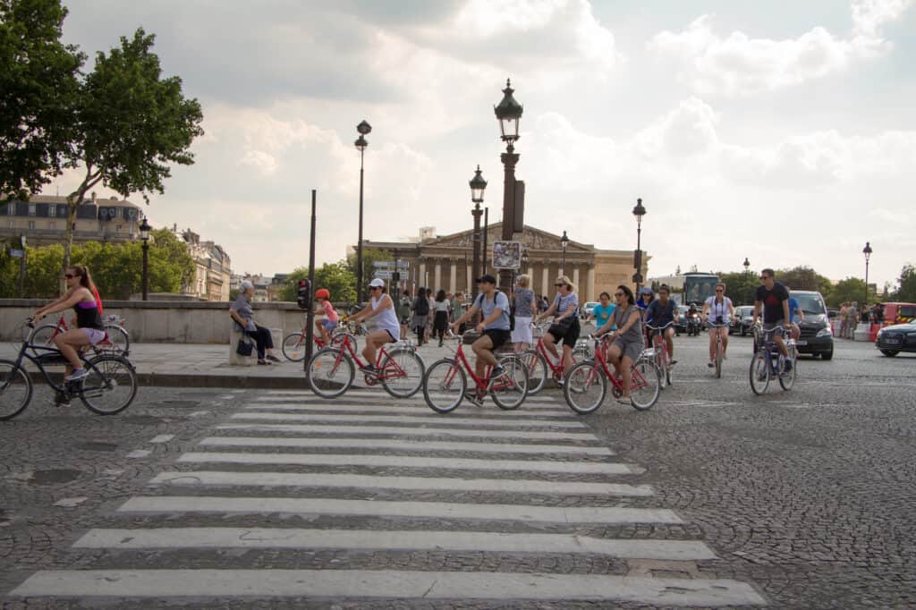 bike tours in Paris